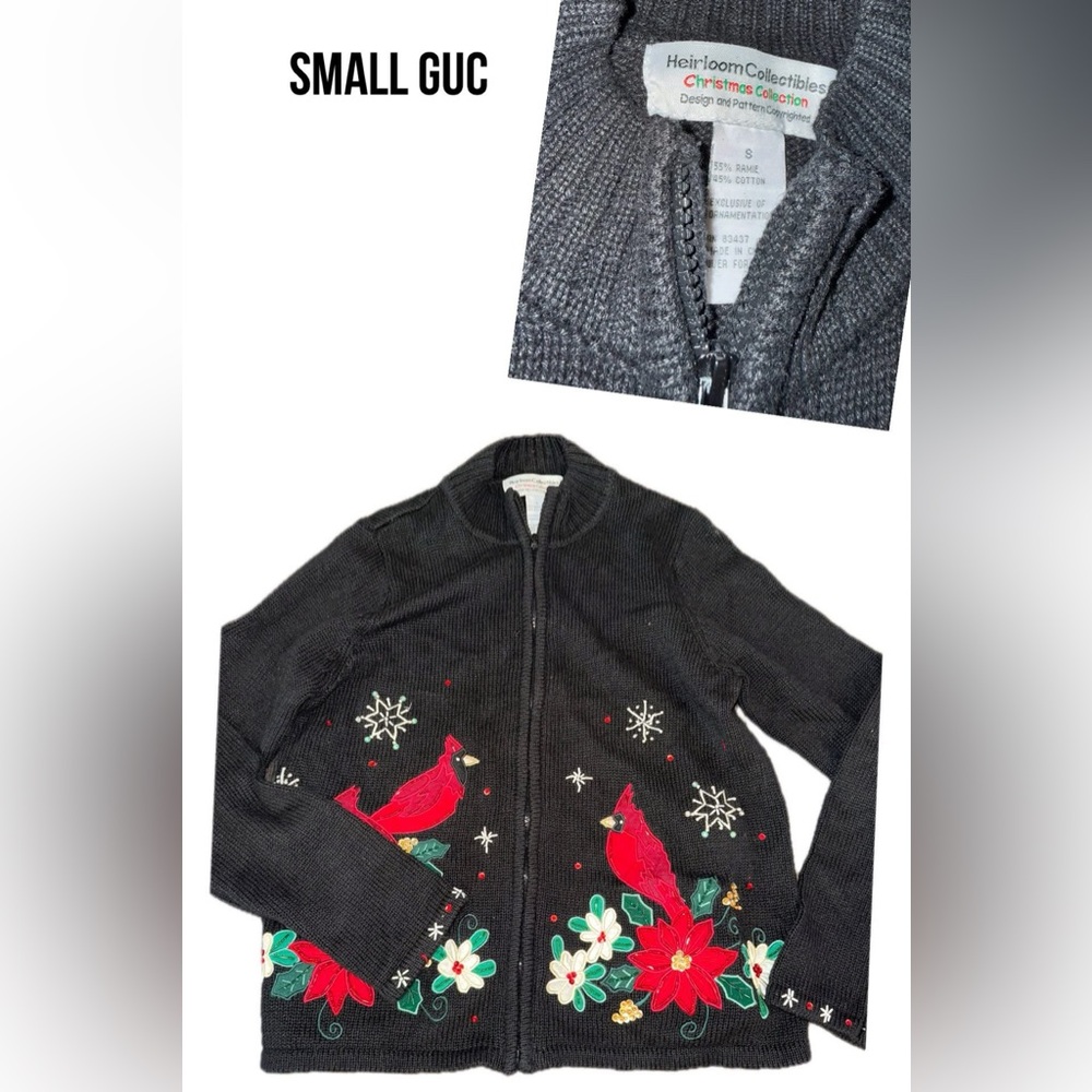 Heirloom collectibles  small women’s red bird robin Christmas collection sweater